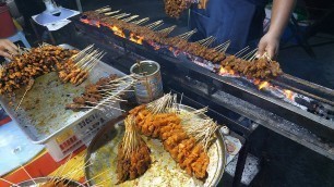 '말레이시아 직화 꼬치구이, 사테 / Malaysian grilled skewer (satay) - Malaysian street food'