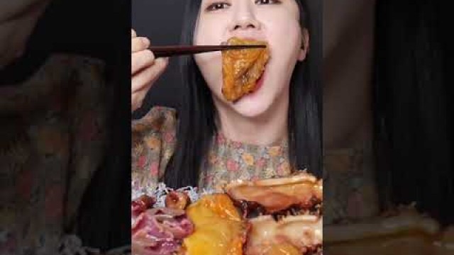 'korean mukbang asmr eating food'