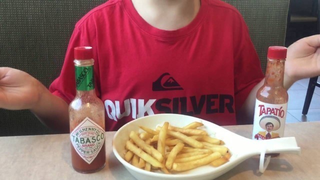 'Better hot sauce taste test (Tapatio vs. Tabasco)'