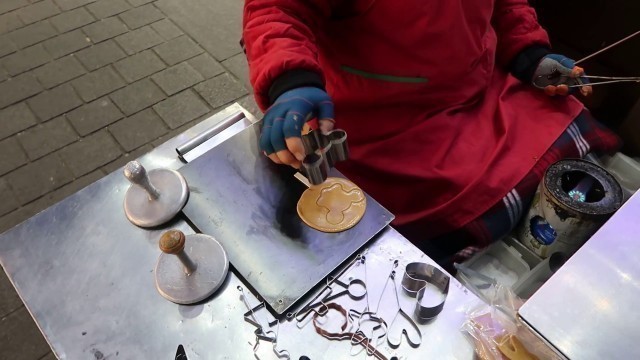 'KOREAN STREET FOOD (myeongdong) -  Ppopgi / Korean Sugar Cookie / Candy'