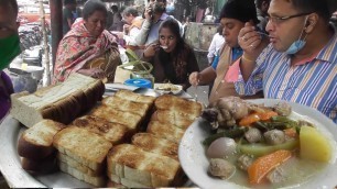 'Office Time Street Lunch - Tasty Toast with Chicken Stew @ 60 rs Plate - Healthy Kolkata Street Food'