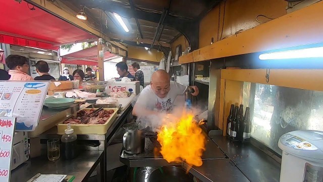 'Izakaya Toyo -Flamethrower street food chef  (OSAKA)'