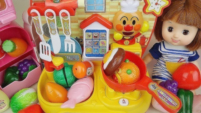 'Baby doll and kitchen cooking food toys play'