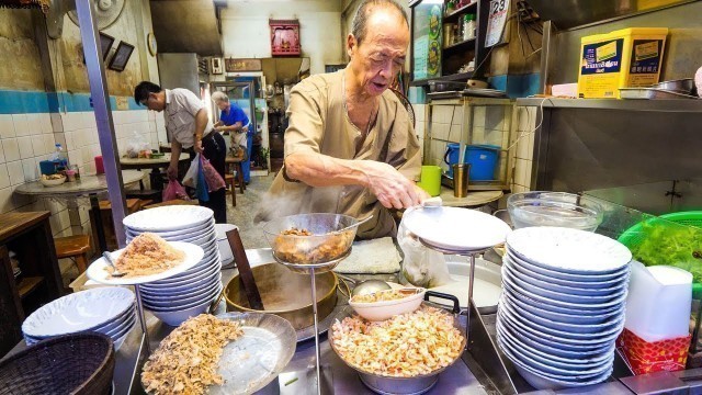 'Ancient Thai Street Food - 90-Year Old Restaurant FISH RICE SOUP in Bangkok, Thailand!'