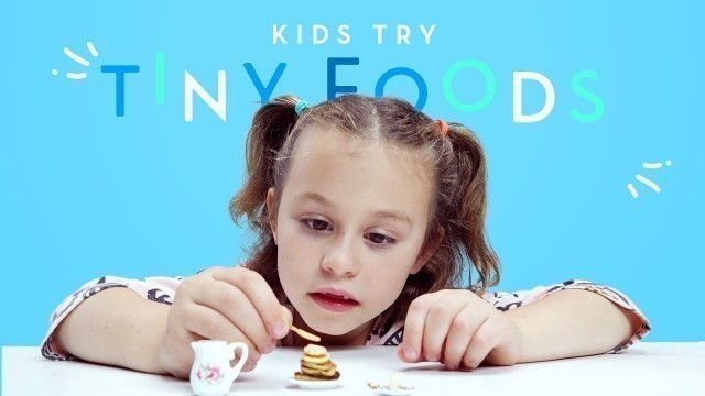 'Kids Try Tiny Foods | Kids Try | HiHo Kids'