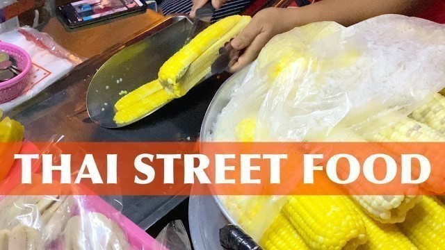 'Boiled Corn Cutting Skills | Thai Street Food'