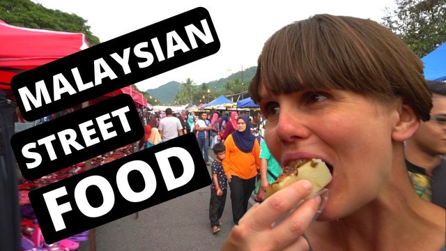 'DELICIOUS Malaysian STREET FOOD - Kuah NIGHT MARKET - Langkawi - MALAYSIA'