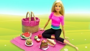 'DIY Miniature Crafts for Barbie. Play Doh Food. Doll Picnic Set'