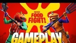 'Fortnite Food Fight Gameplay : MY TEAMMATE WOULDN\'T MOVE/A LOSS FOR THE TOMATO PEOPLE!!!'