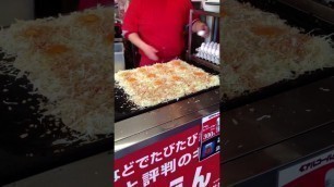 'Street Food in Japan - Osaka - Fast Worker and Egg Sharpshooter!'