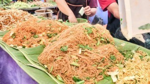 'Bangkok Street Food. Cooking Five Types of Noodles. Thailand'