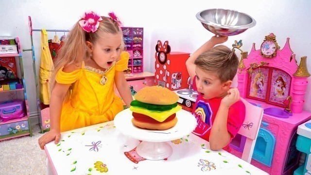 'Diana Pretend Play with Candy food'