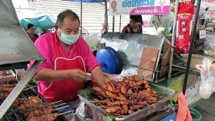 'BBQ Pork on a Stick - Bangkok Street Food - Thai Street Food'