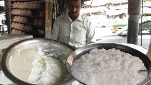 'Dahi Chira @ 20 rs plate - Most Healthy Street Food in Kolkata - Indian Street Food'