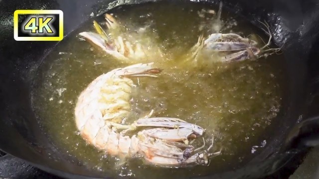 'ALIEN SHRIMP(Mantis Shrimp) FRIED ALIVE [Thai Street Food]'