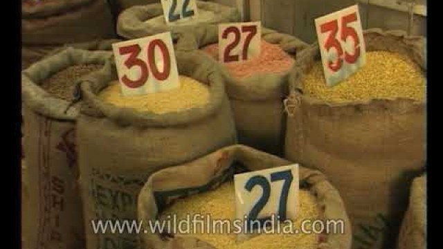 'Pulses and food grains\' price difference between wholesalers and retailers'