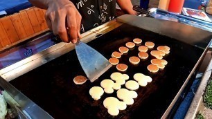 'Thailand Street Food - Panda Pancake DORAYAKI Jiggly Fluffy Cake'