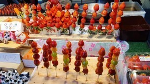 'Strawberry Fruit Candy, MyeongDong(Korean Street Food)'