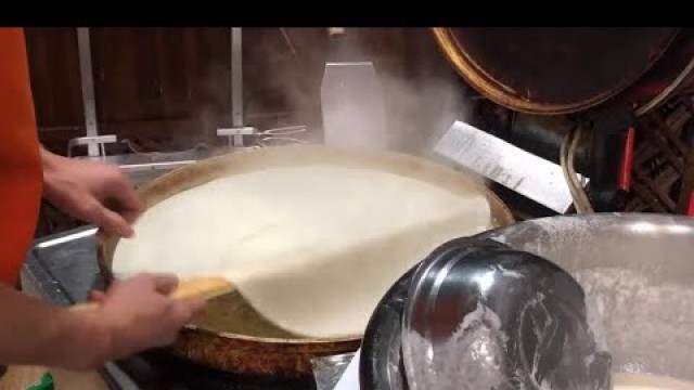 'Making Potato shredded rolls Chinese Street Food in Shenzhen 土豆丝卷 中国深セン ローカルフード'