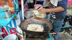 '2 Minutes Chicken Fried Rice (Kolkata Chandni Market) Street Style Recipe - Food attraction'