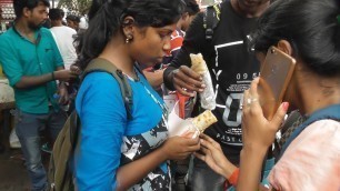 'Egg Roll Lover in Kolkata New Market | Street Food Loves You'