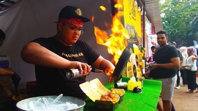 'Flaming Pan Cheesy Chicken Nachos | Malaysian Street Food'