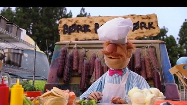 'Food Fight! | The Swedish Chef | Muppisode | The Muppets'