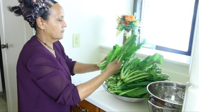 'Ethiopian Cooking \" How to Make Kale/Collard Greens - Gomen የጎመን አሰራር\"'