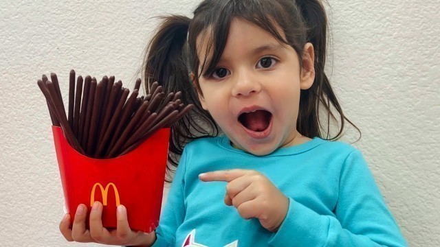 'Ellie Pretend Play Chocolate French Fries Food Toys for Kids | Mcdonalds Drive Thru'