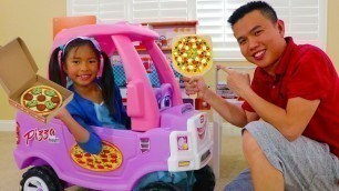 'Wendy Pretend Play with Kids Pizza Delivery Fast Food Toy Store'