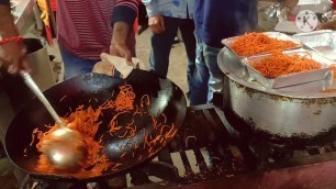 'Master of making Chinese cuisine। street style Chinese। manchurian ,noodles Chinese food 