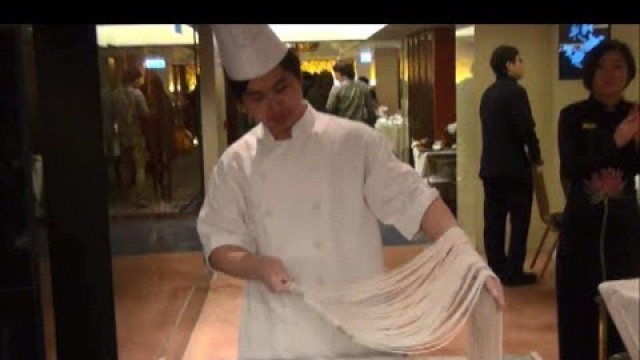 'Hong Kong Chinese Food. Chef Makes Noodles by Hand. Hand Pulled Noodles'