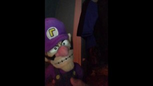 'Waluigi reacts to the infamous food orgy scene from sausage party (2016)'