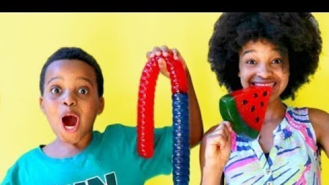 'Squishy vs REAL FOOD Challenge! - Shiloh and Shasha - Onyx Kids'