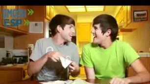 'Food Battle 2010   Smosh   Subtitulado al Espaol'