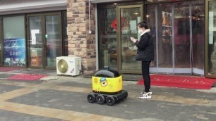 'Grocery delivery robot RoboPony gains popularity amid coronavirus'