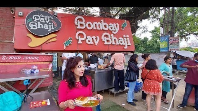 'Bombay Pav Bhaji | Lucknow Famous Food | Indian Street Food @Ek Safarnama'