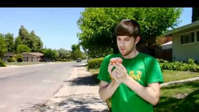 'Food Battle 2009. smosh'