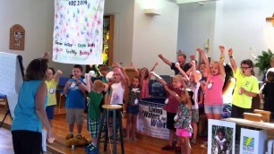 '2014 VBS Lunchtime Prayer:  Superman\'s \"Thank you God for our Food!\"'