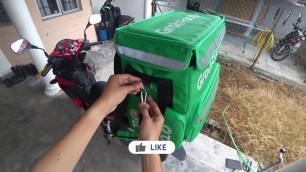 'TUTORIAL | Cara ikat beg grabfood V3 di monorack GIVI'