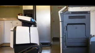 'Dax Delivery Robot Does Photocopy'