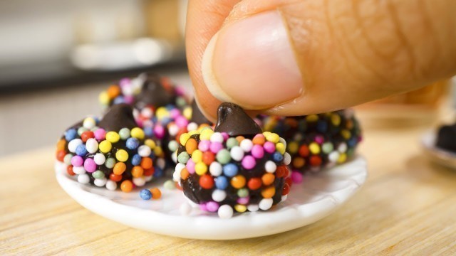 'Chocolate Kiss Cookies – Tiny Kitchen | ASMR Miniature Cooking Mini Food'