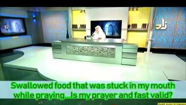 'Does swallowing food particles invalidate my Prayer(Salah) & Fast? - Assim al hakeem'