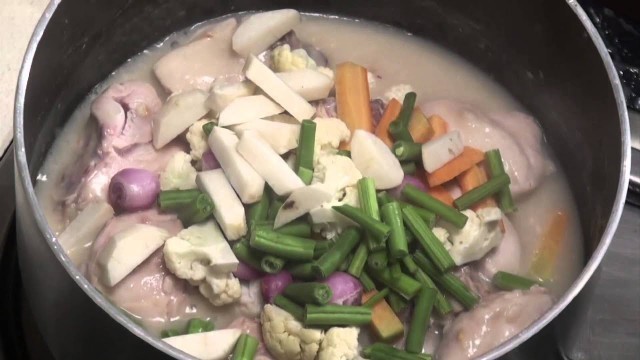 'Country Style Chicken Stew | Sanjeev Kapoor Khazana'