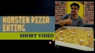 'MONSTER PIZZA EATING #Lucknow #Lucknowfood #pizza #cheese #shorts #yum #streetfood #delhi #pune #goa'