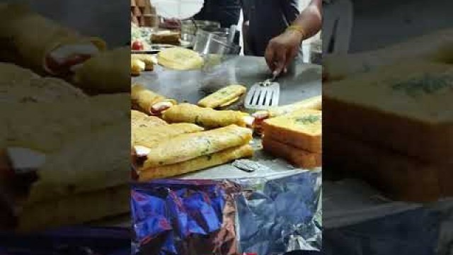 'Panner Roll | Panner Roll In Lucknow #shorts#short#indianstreetfood#streetfood#pannerdishes#ytshorts'