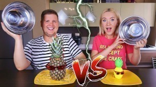 'Обычная ЕДА против СКВИШИ ЧЕЛЛЕНДЖ / REAL FOOD vs Squishy Toy CHALLENGE Обычное против надувного'