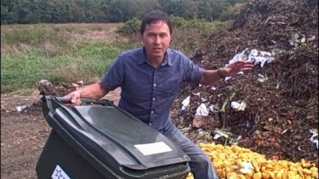 'How Compost & Worm Castings are Made with Food Scraps & Wood Chips'