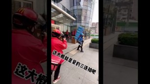 'Exoskeleton robot used for food delivery in China'