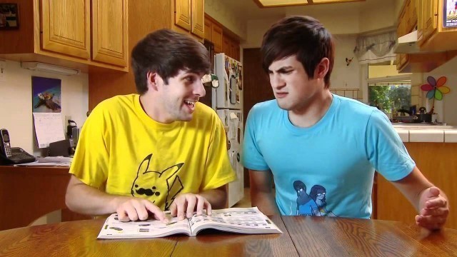 'FOOD BATTLE 2011 - Smosh - Legendado'